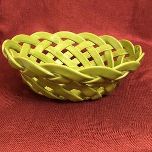 PRIMO’GI’s Ceramic Woven Basket